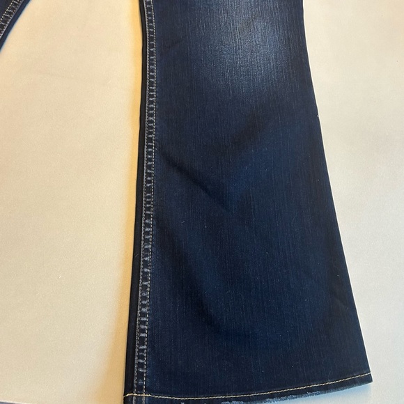 Silver Suki Mid-Rise Dark Blue Flare Bootcut Women's Jeans - Picture 12 of 13